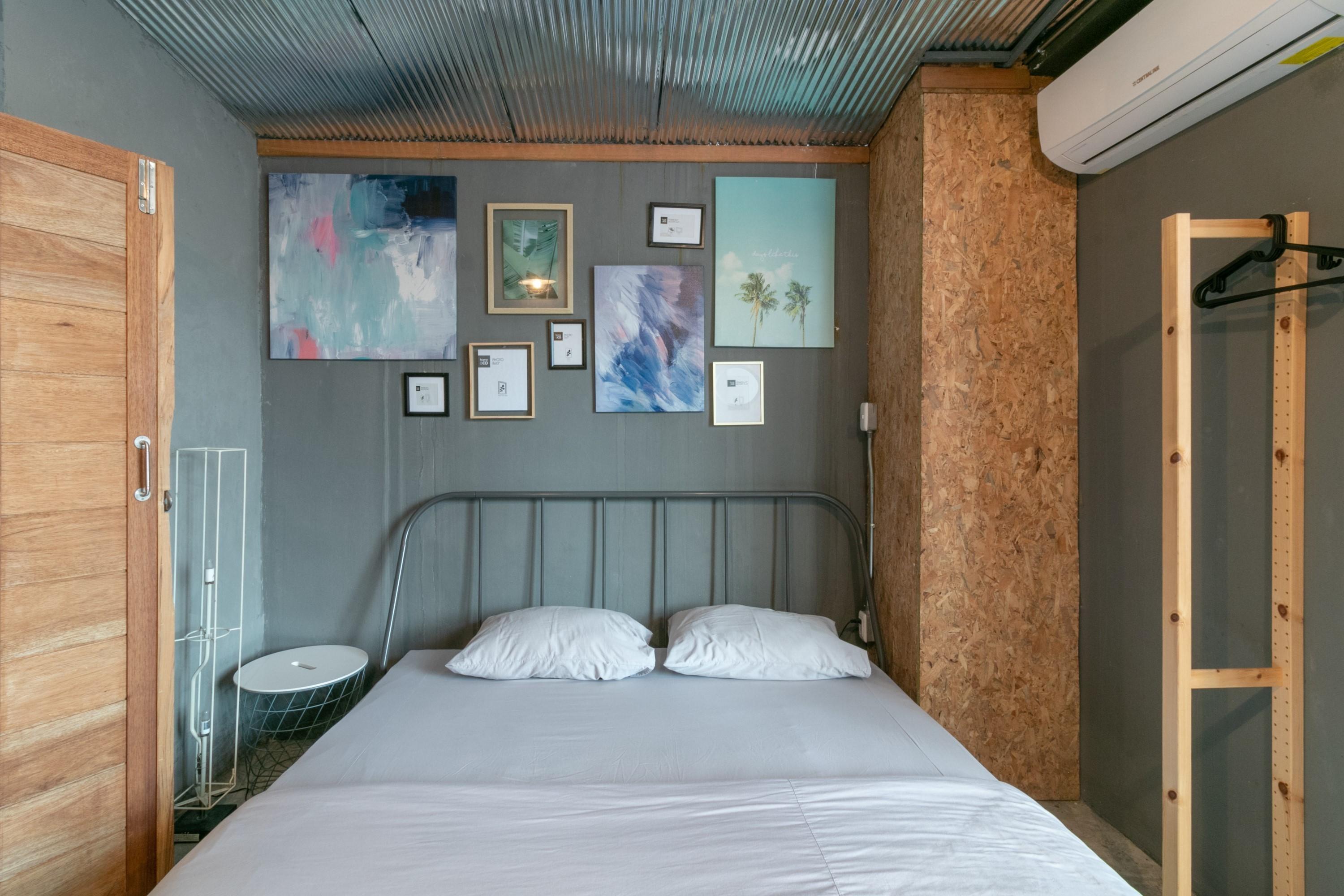 Zhelter'Bkk Hostel Bangkok Luaran gambar