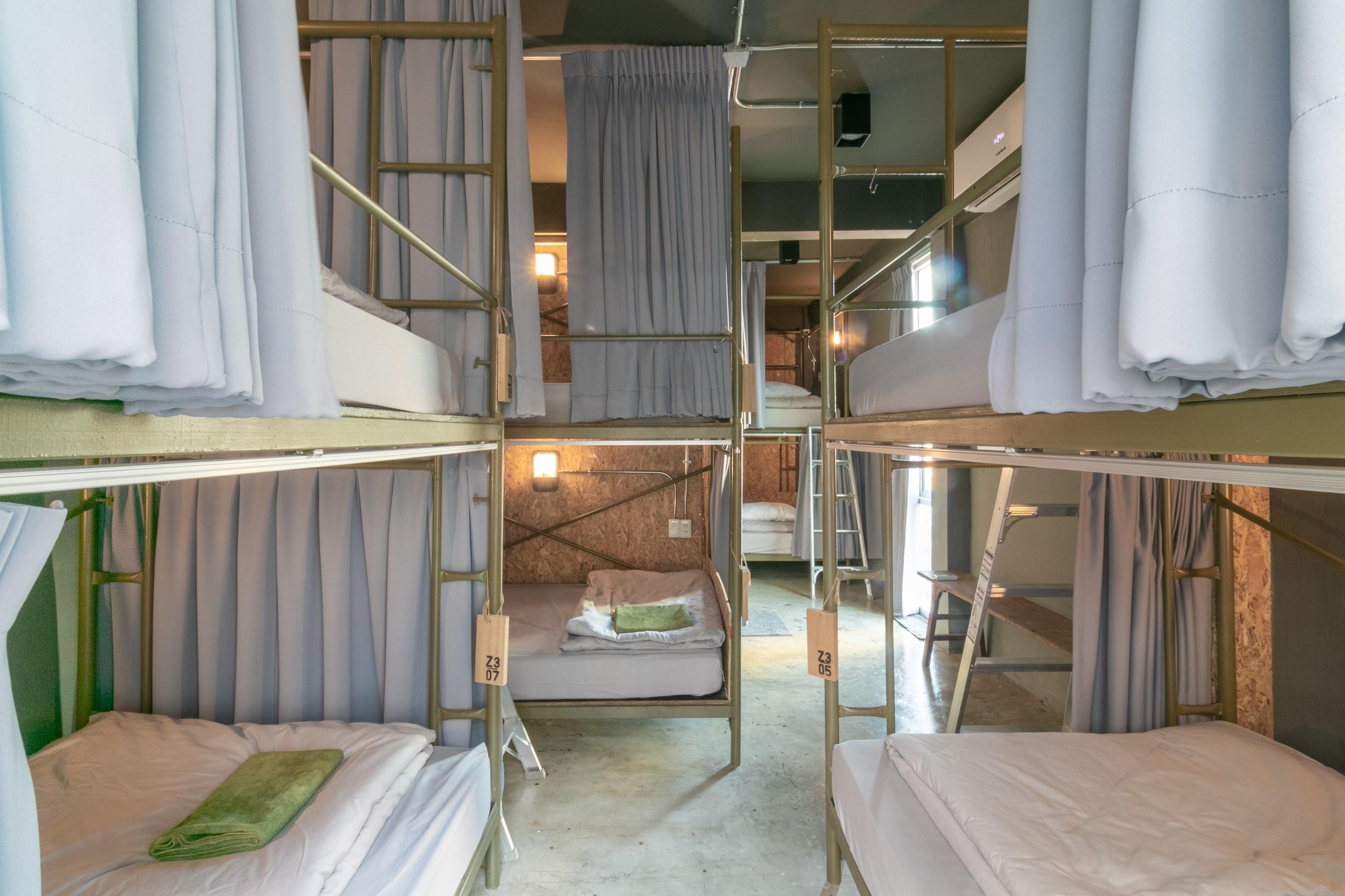 Zhelter'Bkk Hostel Bangkok Luaran gambar