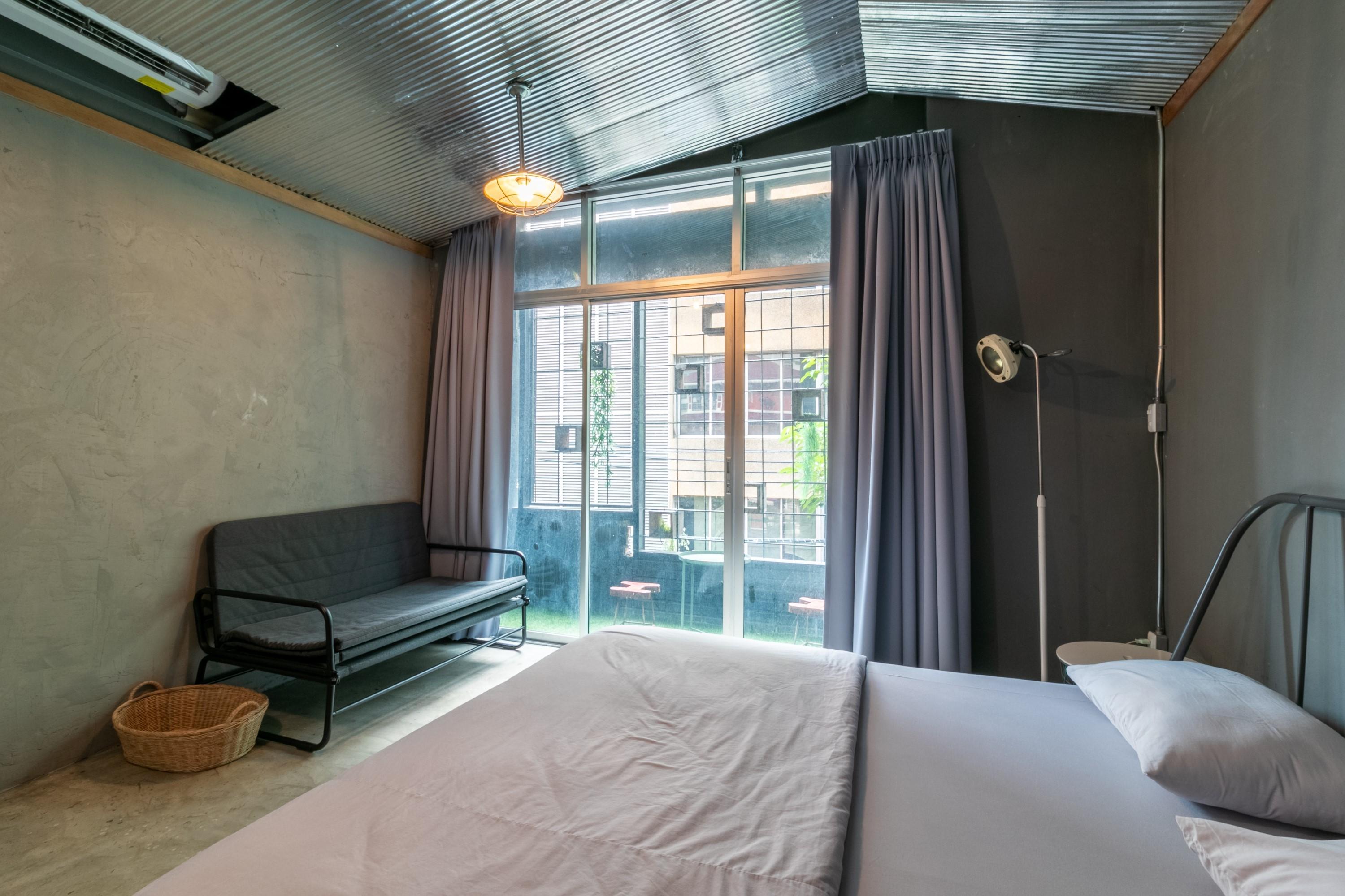 Zhelter'Bkk Hostel Bangkok Luaran gambar