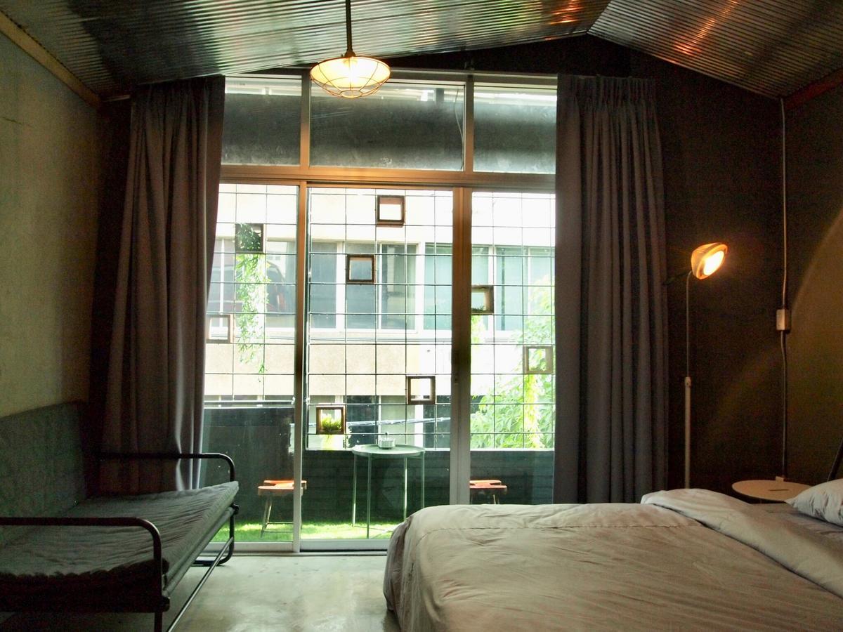 Zhelter'Bkk Hostel Bangkok Luaran gambar